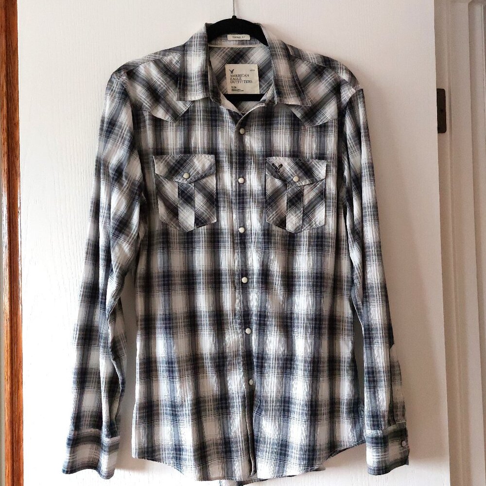 American Eagle Outfitters Casual Plaid Button-Down Shirt